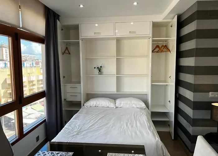 Modern In La Nogalera Appartement