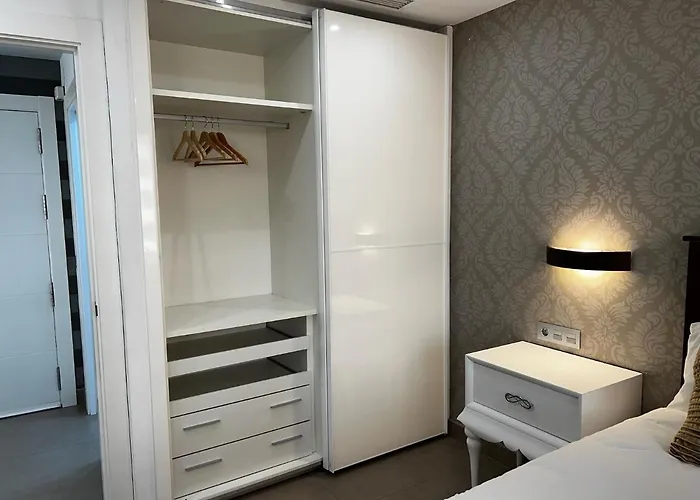 Modern In La Nogalera *